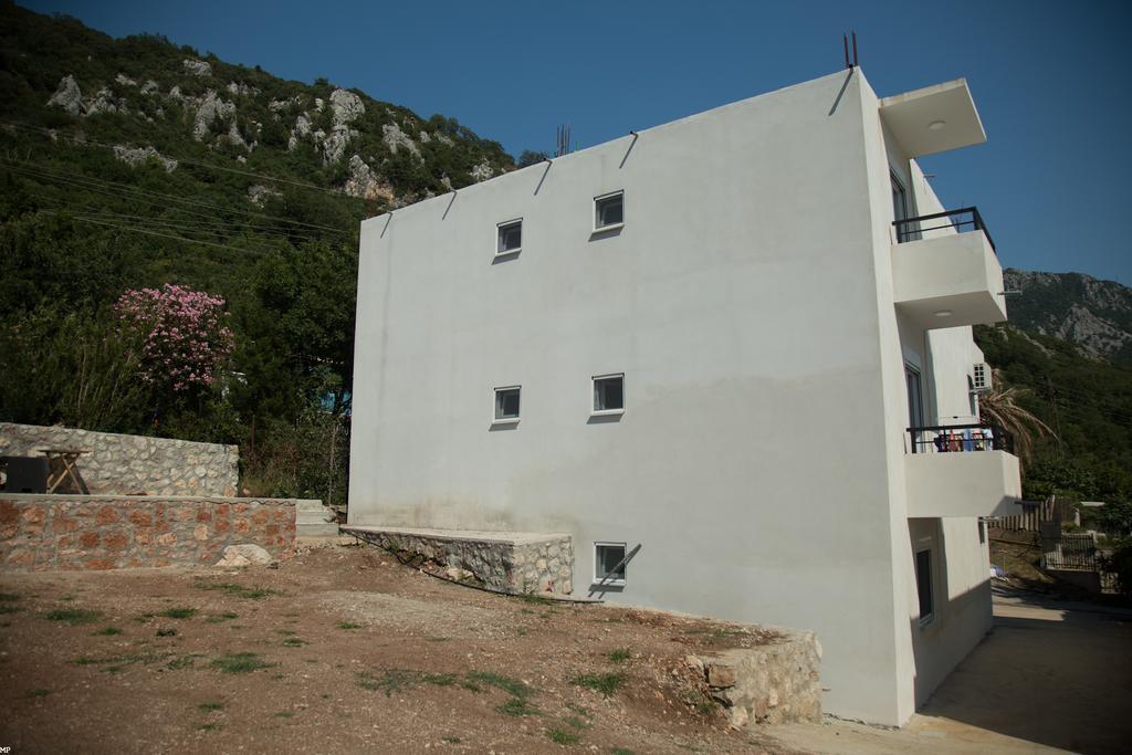 Del Mar Apartments تْساني المظهر الخارجي الصورة