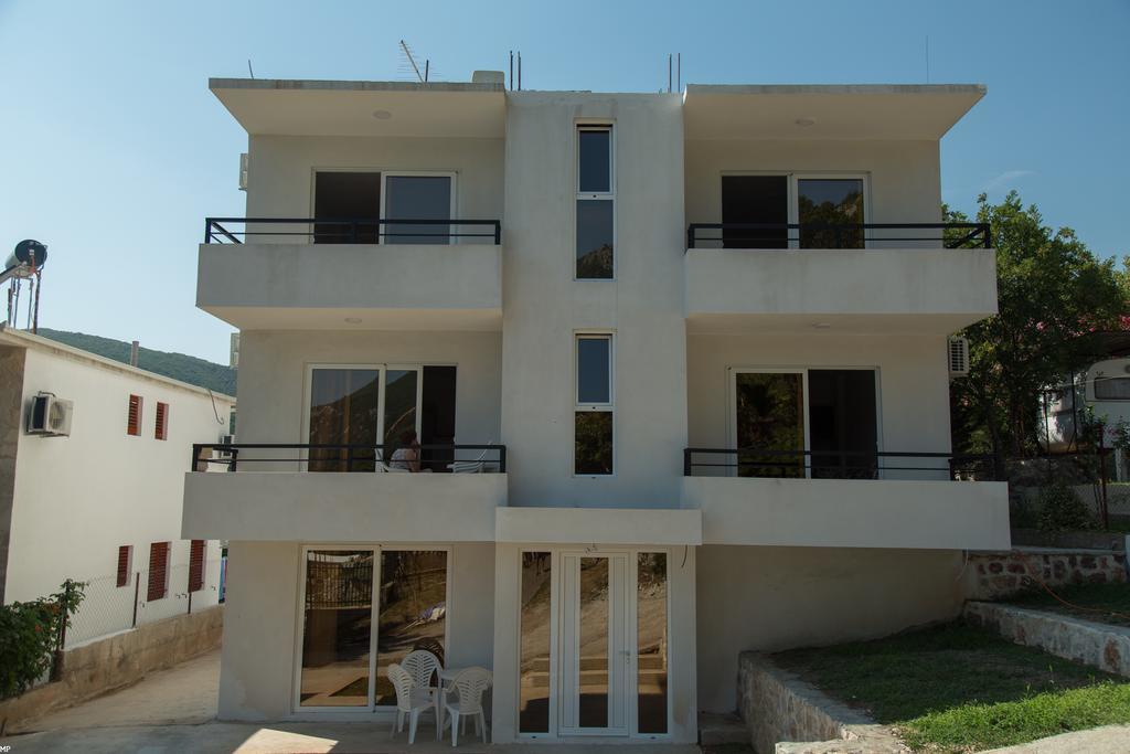 Del Mar Apartments تْساني المظهر الخارجي الصورة