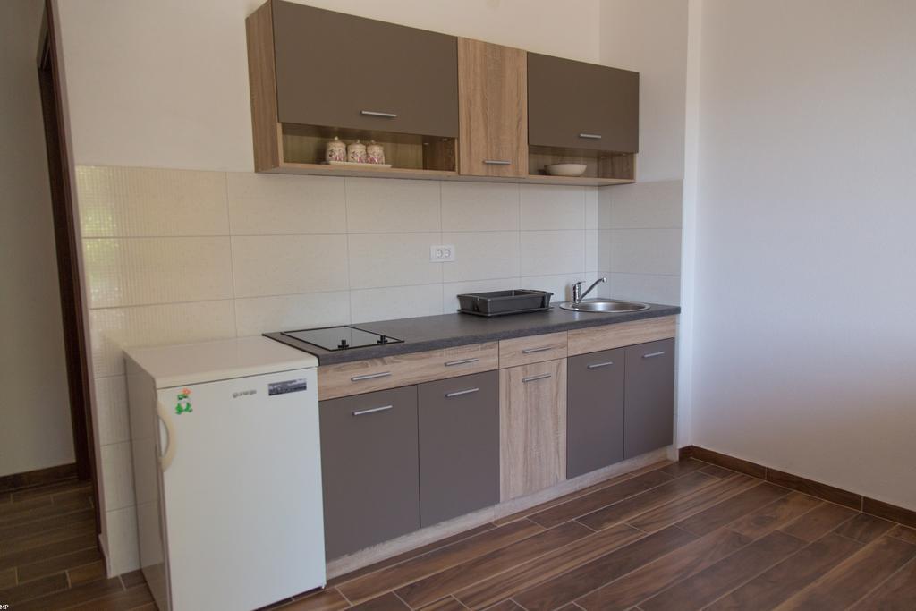 Del Mar Apartments تْساني المظهر الخارجي الصورة